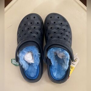 NWT JoyBees Varsity Lined Clogs